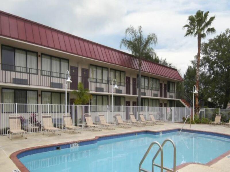 Econo Lodge Palm Harbor - Clearwater מראה חיצוני תמונה