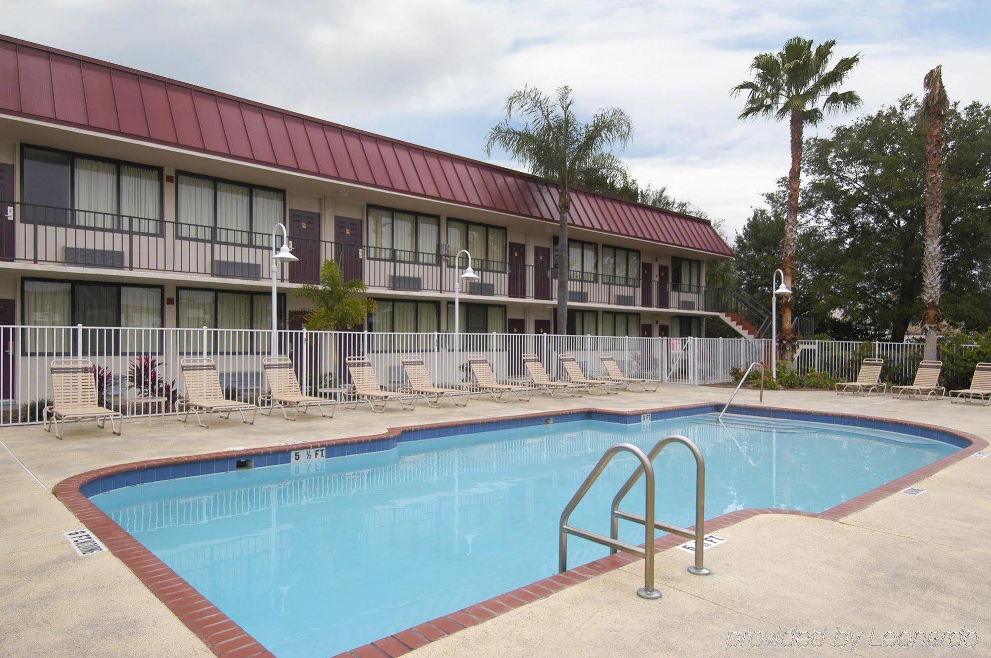 Econo Lodge Palm Harbor - Clearwater מראה חיצוני תמונה